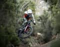 During the test in Finale Ligure, the Propain Spindrift showed off its ability to swallow.