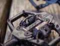 The binding mechanism is a mixture of SPD and Crankbrothers. Unclicking does not always work as defined as desired.
