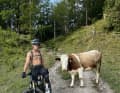 They look kind of similar, don't they? Hello cow! Hello Dimi, why without a shirt?