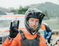 Good Vibes: Auf BIKE Festivals in Riva, Willingen und Saalfelden Leogang gibt Jasper sein Wissen weiter.