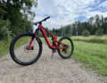 Maiden ride with the new Propain Sresh SL with Mullet tyres. I had actually configured the frame in white, but it was already out of stock. Then it came in red - I like it better than I thought.