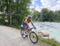 C'est parti : à côté de moi, l'Isar près de Munich, devant moi : 1000 kilomètres avec le Backroad FF.