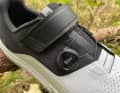 The dual-BOA version remains in the range. According to Fox, however, the racers are said to have expressed a preference for this combination of Velcro straps and a single BOA fastening.