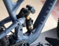 Whilst the front suspension offers 160 millimetres of travel, the Instinctiv Ocelot 135 makes do with 135 millimetres at the rear.