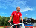 Da freut sich vor allem Lasse Bork, der Athletiktrainer bei Holstein Kiel...
