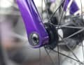 In der Veloheld Carbon-Starrgabel sitzt ein Flip-Chip zur Geometrie-Anpassung.