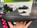 Tendency to develop a belly. The sole of the Blackroll slippers is significantly thicker under the forefoot than at the heel. This is intended to stretch the back muscles of the leg and automatically straighten the entire posture.