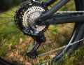 Short chainstays in combination with a weight from 18.6 kilograms enable playful, intuitive handling which, according to BIXS, is comparable to that of a normal trail bike.