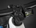 The Shimano display sits well protected and inconspicuously behind the handlebars and is easy to read.
