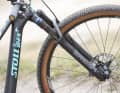 Das Stoll Nextgen 29 Silver wird von einer Rockshox Reba mit 100 Millimetern Federweg angeführt.