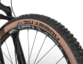 Nowadays, adults usually use 29-inch tyres, but 27.5-inch wheels often still make sense for children's full-suspension bikes. The smaller tyres usually fit proportionally well with small frames and bodies.