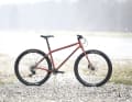 Steel frame, rigid fork, fat tyres: There are very few bikes like the Kona Unit X on the market.