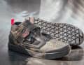 The Leatt Pro Flat 3.0 looks so robust that it could withstand even the hardest impacts. Will this impression be confirmed in the test?