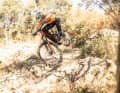 With 160 millimetres of suspension travel, the BH can also take a beating on rough terrain. Overall, however, the BH is more of a touring all-mountain than an aggressive enduro bike.