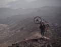 In the winter of 2022/2023, Richard Gasperotti climbed the three most active volcanoes in Guatemala and rode his bike down them: Pacaya (2552 m), Acatenango (3976 m) and Fuego (3768 m).