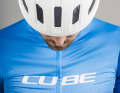 Generous openings in the helmet shell ensure optimum ventilation. Insect protection is also included.