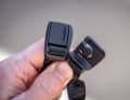 Many manufacturers now rely on the magnetic buckle from Fidlock. We are always impressed by the function
