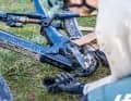 Two bolts must be loosened, then the battery can be pulled out of the closed down tube.