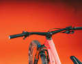 Arc8 Essential Custom: The heavily offset Basler bar with 35 millimetre stem length defuses the long reach.