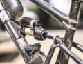 Intend is one of the few European manufacturers of suspension elements. At Eurobike in Frankfurt, Intend boss Cornelius Kapfinger presented this Intend Hover Gamechanger damper with cooling fins.
