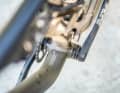 Specialised and Canyon are the only manufacturers to use threaded BSA bottom brackets. This makes maintenance work easier and protects the material when changing.