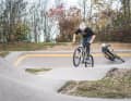 The fascination of the pump track - fun for all ages.