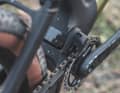 Thanks to the in-house chain guides, the chain remains reliably on the chainring even in rough terrain.