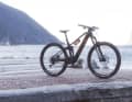 Bulls Evo AM SL 1 // 5199 Euro // 23,2 kg: Fairer Preis, großer Akku und geringes Gewicht: Diese Faktoren sind beim E-MTB kaum zusammenzubringen. Das Evo AM SL 1 will genau das schaffen. Für 2024 gab,s obendrein ein Update für bessere Skills im Gelände.
