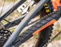 Thanks to the massive chainstay protector, the HD6 bends almost silently through the terrain.