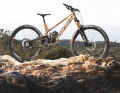 Mit dem alternativen Supre-Antrieb und der mehrfach umgelenkten Kette ist das Nicolai Nucleon ein absoluter Hingucker und ein ganz besonderes Bike.
