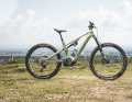 Canyon Spectral:On CF 8 // Shimano EP801 // 720 Wh (or 900 Wh) // 160/150 mm // 29/27.5 inches // 23.5 kg // 5,999 euros