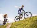 The Jam² SL handles uphill sections with ease, but the tall and wide cockpit makes it slightly more difficult to control on technical sections.
