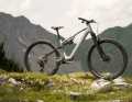 Cube AMS Hybrid One44 TM // Bosch Performance SX // 400 Wh, fest verbaut // 140 mm // 29 Zoll // 18,4 kg // 6499 Euro