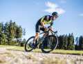 Gravel races are popular. What counts here is a fast tyre with cornering stability.