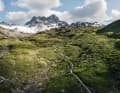 The climb from Davos to the Keschhütte looks spectacular. However, it’s only really manageable on an e-MTB.