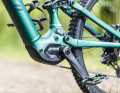 At 1.9 kilos, the Specialized SL 1.2 is really light. Power and torque are kept rather minimalist.