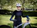 Vivien Hinsdorf, bike guide: "The MGU always shifts gears and doesn't get bogged down, even in choppy situations with a lot of power. This is much better than with derailleur gears. On unknown and confusing trails and when starting off, shifting gears while stationary is also extremely practical. The motor itself makes a great impression, has plenty of power and doesn't rattle downhill. It feels valuable. The high price would be the main obstacle for me."