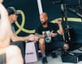 BIKE-Academy: Here, you’ll learn how to bleed the brakes or adjust the suspension correctly. The JobRad® Loop suspension fork service workshop is currently taking place here.