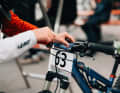 Startnummer ans Bike = Racing im Blut.