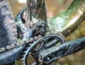A small but practical extra: the minimalist guide reliably prevents the chain from jumping off.