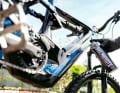 A spray preservative is not absolutely necessary for aluminium and carbon frames. However, the protective coating also covers all screws, bearings etc. that could corrode in winter.