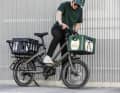 In addition to step-through bikes, compact bikes also often offer a particularly low step-through height.