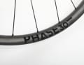Phase Light Vonoa are the lightest wheels from Newmen and feature carbon spokes.
