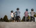 Mit bewährtem Konzept und angepasster Geometrie zielt Vpace auf Nachwuchs-Bikerinnen und -Biker , die zu groß für das 24-Zoll-Modell geworden sind - empfohlen ab 1,60 Meter Körpergröße.