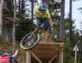 Norco can only smile about this Pippi drop. The freerider from Canada is designed for big things. Julian, ducking is no good, you're in the picture!