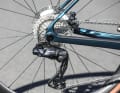 Fine gradation, wide range - the electronic Shimano GRX Di2 with twelve sprockets and double chainring.