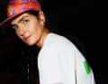 The new collection is aimed at women and catches the eye above all with the symbols and lettering on the clothing.