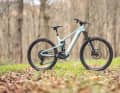 The Propain Sresh with Rockshox Ultimate suspension and carbon frame looks delicious. In our test, we found out how good it really tastes for all-mountain bikers.