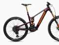 Party boat with integrated shuttle. The Ekano 2 AL impresses with its uncomplicated handling and massive capacity and therefore takes third place in the readers' choice for E-MTB of the Year in the Enduro category.