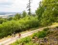 Darauf können sich die Gewinner freuen: Radfahren im Hunsrück ist die perfekte Mischung aus Aktivsein, Entdecken und Genießen.
